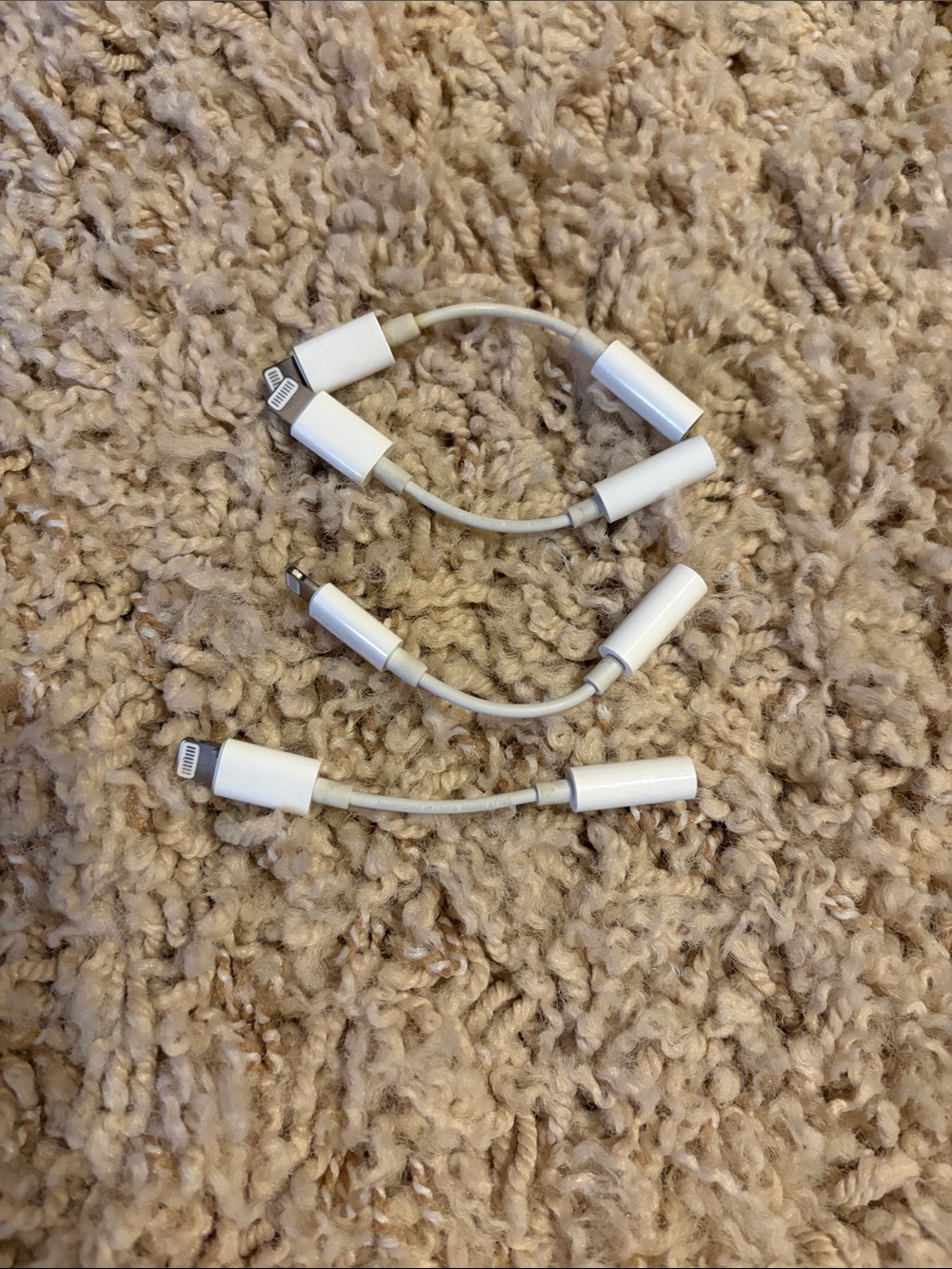 Apple White Lightning to 3.5mm Audio Adapter
